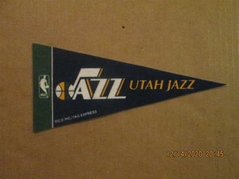 NBA Utah Jazz Circa 2000's Tag Express Team Logo Basketball Mini Pennant Cover