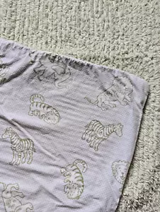 Amy Coe Edizione Limitata Verde Zoo Circo Animale Coperta Culla Cotone - Foto 1 di 6
