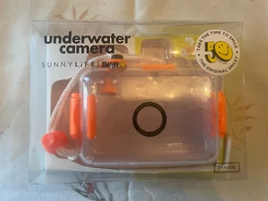 Sunnylife Smiley Face Underwater Camera - Picture 1 of 3