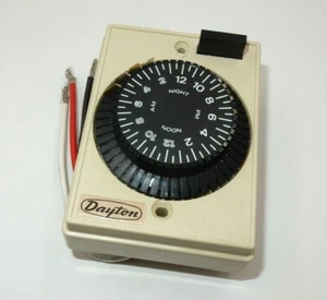 HARDWIRE DAYTON (6X765A) IN WANDGERÄT TIMER 24 STUNDEN MEHRERE PROGRAMM (120 V) - Bild 1 von 12