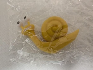 Garten Of Banban SLOW SELINE 2” Yellow Snail Figurine 2022 Bnip (Hbox3) - Picture 1 of 4
