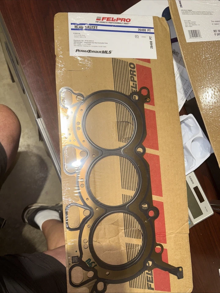 NUEVA JUNTA DE CULATA DE MOTOR OEM Ford RH AT4Z6051E Ford Taurus Edge 3.5 07-19 Foto 1 de 2