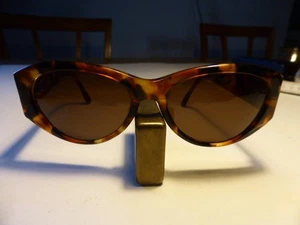 Sonnenbrille Damen Marke "Giulio Tabacchi" super Hip mit Etui - Bild 1 von 8
