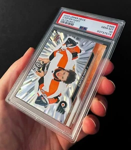 PSA 10 2023-24 Upper Deck Carter Hart #385 Silver Outburst Flyers GEM MINT - Picture 1 of 3
