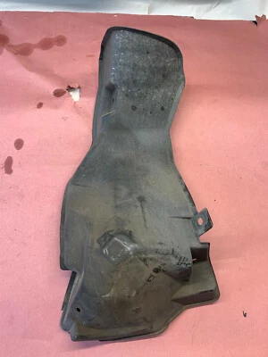 02 Acura RSX Tipo-S Rueda Trasera Relleno de Combustible Cuello Protector contra Salpicaduras Lado Izquierdo 02-06 Foto 1 de 4