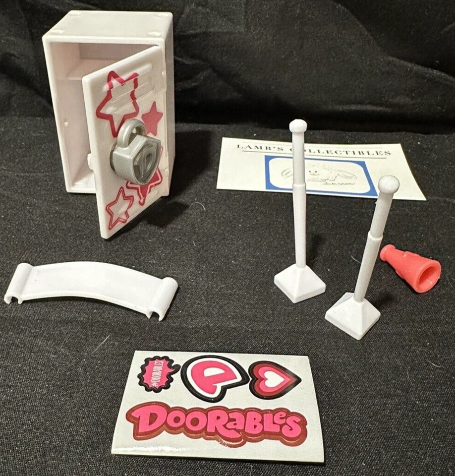 Disney Doorables Academy Pep Rally bench collectible figurine accessory toy