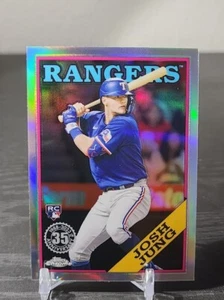 JOSH JUNG, 2023 TOPPS CROMO RIFRATTORE RC, 1988 RITORNO, TEXAS RANGERS🔥⚾️🔥 - Foto 1 di 2