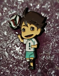 Haikyu!! Spilla smaltata Toru Oikawa Chibi anime manga pallavolo Haikyu!! - Foto 1 di 3