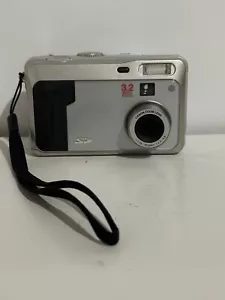 Toshiba Silver PDR-3330 3.2MP 6X Zoom Digital Still Camera Tested Works - Picture 1 of 9
