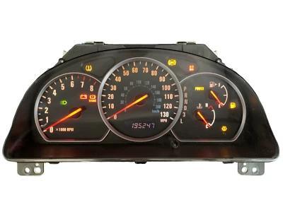 * Cuadro de instrumentos velocímetro Suzuki Vitara 2004 y 2005 195.247 millas 4x2 XL-7 Foto 1 de 3