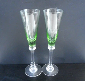 2 champagne flute glasses - green bowls - 28 cm (11") tall - 220 ml - Picture 1 of 4