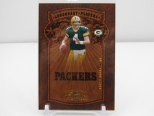 BRETT FAVRE 2005 DONRUSS CLASSICS LEGENDARY PLAYERS INSERT #8/250- PACKERS!!