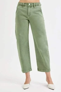 Pantalones de mezclilla RISEN talla completa control de barriga recortados pierna barril en verde oliva claro - Imagen 1 de 7