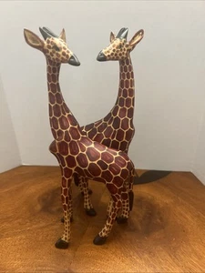 Vintage Pair Of Hand Carved Wood Giraffes African Animal Safari 8.5” Figurines - Picture 1 of 13