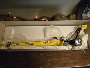 Action 1998 Eddie Hill Pennzoil NHRA Top Fuel Dragster Maßstab 1:24 1/3500 Made - Bild 1 von 5
