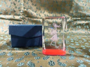 3D Laser Etched Crystal Cube 3-inch Angel Mother And Baby Wings - Picture 1 of 6