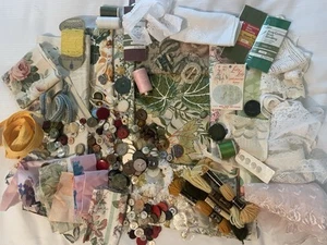 Slow Stitch Vintage Floral Kit Embroidery Lace Scraps Buttons Threads 300+items - Picture 1 of 12
