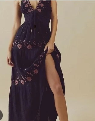 Vestido Halter Bordado Free People Real Love Negro Rosa Floral Boho Talla M Foto 1 de 4