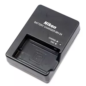 Original Original Nikon MH-24 Ladegerät für EN-EL14 EL14a Akku D5300 P7800 P7100 - Bild 1 von 4