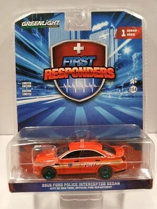 Greenlight Chase primi soccorritori 1:64 2016 FORD POLICE INTERCEPTOR BERLINA 67040C - Foto 1 di 2