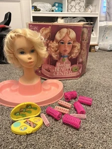 Barbie Beauty Center testa styling vintage 1972 con alcuni accessori e scatola - Foto 1 di 12