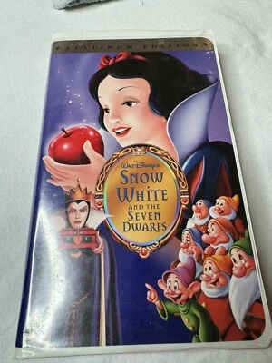 Snow White And The Seven Dwarfs. Platinum Edition. VHS - Image 1 of 3