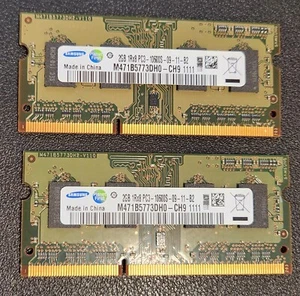 Pair of Samsung M471B5773DH0-CH9 2GB PC3-10600S-09-11-B2 Memory Laptop RAM - Picture 1 of 2