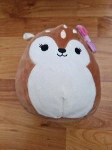SQUISHMALLOW 7,5 ZOLL DAWN THE DEER REHKITZ MIT SCHLEIFE WEICHES PLÜSCHTIER KELLYTOYS - Bild 1 von 3