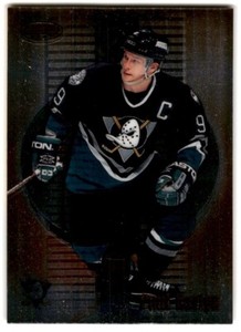 1998-99 Bowman's Best Paul Kariya #2 Anaheim Mighty Ducks