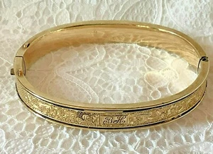 T&D Troob and Degnan 12K Gold Filled Vintage Hand Etched Hinged Bangle - Picture 1 of 13