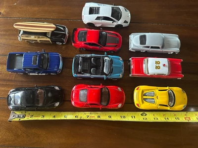Lot Of 10 Kinsmart 1:46 1:40 1:38 1:36 1:34 1:28 Scale Pull-Back Diecast Cars - Image 1 of 4