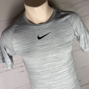 Camiseta de entrenamiento atlético Nike Pro Dri Fit gris jaspeado para hombre talla pequeña - Imagen 1 de 8