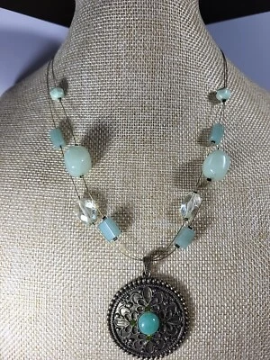 Collar estilo boho amuleto cabujón imitación jade bronce envejecido de colección Foto 1 de 4