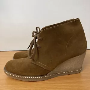 J. Stivaletti donna Crew Whiskey scamosciati tacco zeppa taglia 8 M *Made in Italy* - Foto 1 di 12