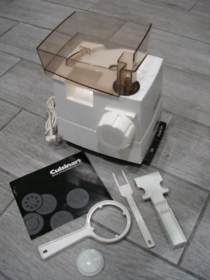 Cuisinart 意大利面机附件 DLC-054 带 DLC-7E MOTOR BASE Inc. — 第 1/4 张图片