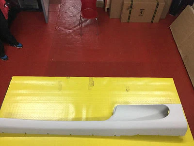 Ferrari 360 L. H. Seite Rock, Abdeckung P/N 66099500 - Bild 1 von 4