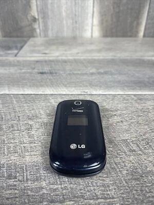 Verizon LG - UN170 Flip Phone Black - Image 1 of 4