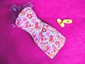 Barbie vintage 🍃🌸Vestido de flores🌸🍃 ¡Bonito! - Imagen 1 de 3