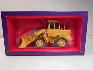 Modelo Gescha Midi (tipo 288) - 1:50 - Caterpillar - CAT 920 Wheel Loader - Nuevo en caja - Imagen 1 de 4