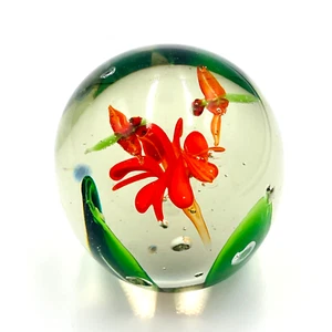 Pisapapeles de vidrio artístico pequeño lirio naranja con libélulas años 90 vintage floral - Imagen 1 de 13