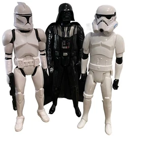 Lot 3 Hasbro Star Wars Action Figuren 2013 Darth Vader 2012/2014 Stormtroopers - Bild 1 von 8