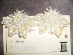 2 LG WHITE WEDDING IRIDESCENT SEQUIN TEARDROP PEARL SHOE CLIPS 2.75" SIGNED #36 - Picture 1 of 12