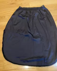 De Colección Nylon Lorena Medio Deslizamiento 12" Encaje Ranura Encaje en Cintura y Dobladillo Mediano - Imagen 1 de 5