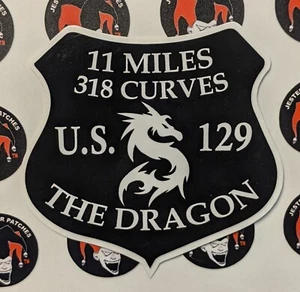 I Rode The Dragon Highway 11 Meilen 318 Kurven 2,25 x 2,25 Zoll Vinyl Aufkleber - Bild 1 von 1