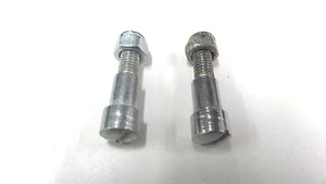 Bremse/Kupplung Schrauben geschlitzt 2 Stck. M5x26mm Vespa Sprint,V50,PV,PX,T5 - Picture 1 of 1