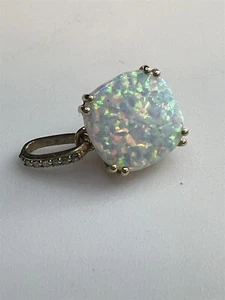 Großer femininer heller Feuer äthiopischer Opal Diamant 10K Gelbgold Anhänger - Bild 1 von 4