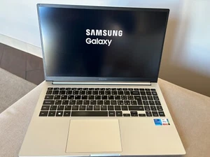 Notebook PC Samsung Galaxy Book 15.6" Intel i7 Windows 10 RAM 16GB SSD 512GB - Foto 1 di 15