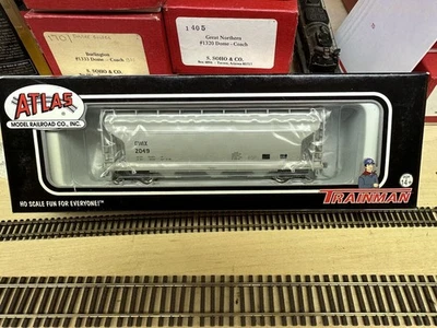 Atlas Trainman Genesee & Wyoming ACF 3560 Covered Hopper GEIX #2049 NOS - Image 1 of 2