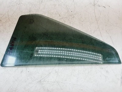 2007 2008 2009 2010 2011 2012 HYUNDAI SANTA FE RIGHT REAR DOOR VENT GLASS OEM - Image 1 of 4