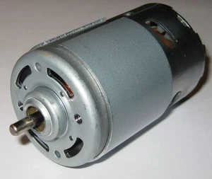 Large 12V Hobby Motor - High Torque - 3200 RPM - 650 Series Radio Control Motor - Picture 1 of 6